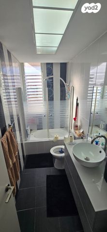 דירה, ישראל בן ציון 19, דרום מערב ותיק, בת ים