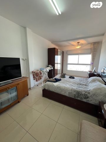 דירה, יאיר כ"ץ, כרמל מרכזי - שד' קיש, חיפה