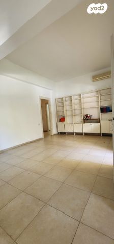 דירה, אמיל זולא, הצפון הישן - דרום, תל אביב יפו