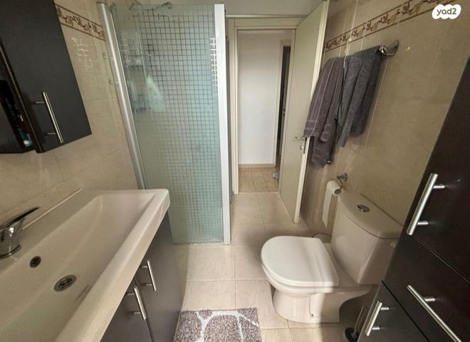 דירה, יאנוש קורצ'אק, קיראון, קרית אונו