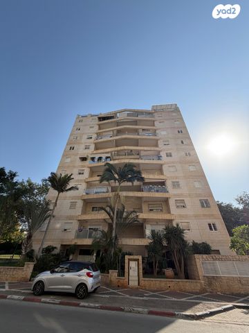 דירה, הרב פינטו מסעוד אשר, שיפר, פתח תקווה