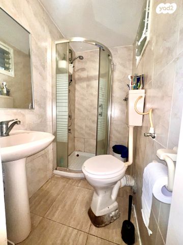 דירה, אחד העם, חיפה