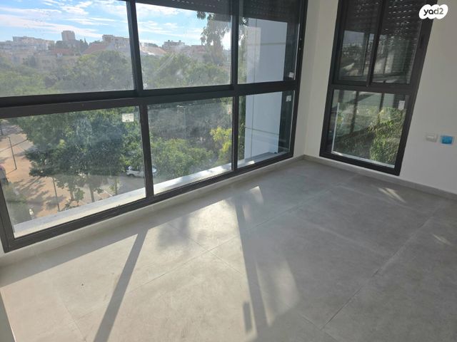 דירה, דן שומרון, הרצליה הירוקה, נווה עובד, הרצליה