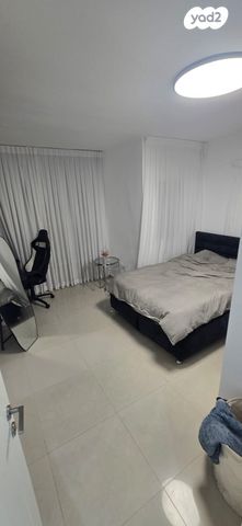 דירה, ישראל בן ציון 19, דרום מערב ותיק, בת ים