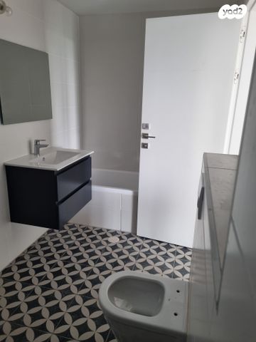 דירה, יונה וולך, גרין פארק החדשה, הוד השרון