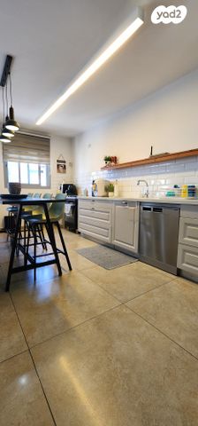 גרטרוד עליון 