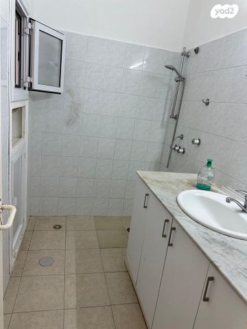 דירה, הרב הרצוג, לב העיר, בת ים