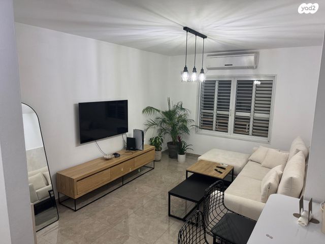 נווה זאב, נאות אילן