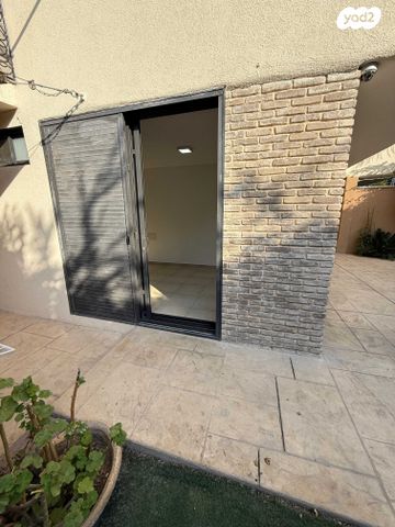 דירת גן, שלמה בובר, תל חיים, תל אביב יפו