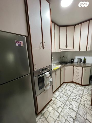 דירה, שדרות ודג'ווד, מרכז הכרמל, חיפה