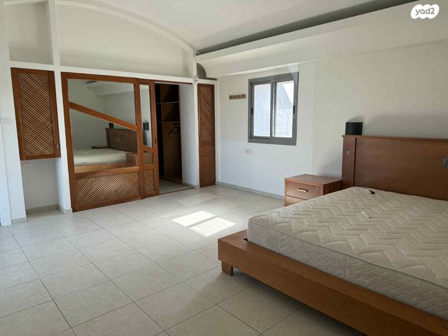 גג/ פנטהאוז, נצרת