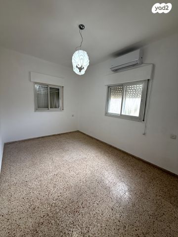 דירה, משה שרת 52, קרית חיים מזרחית, חיפה