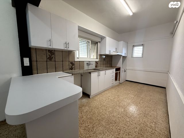 דירה, משה שרת 52, קרית חיים מזרחית, חיפה