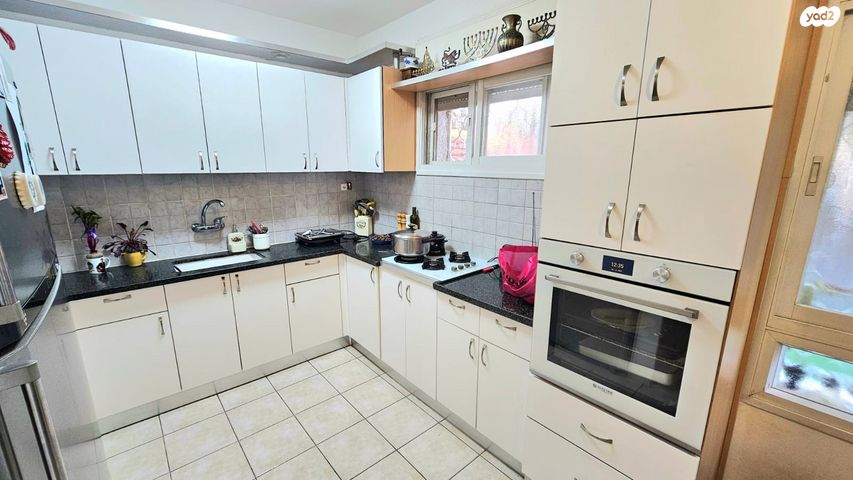 בית פרטי/ קוטג', ההגנה, עמידר, נהריה