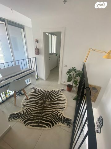 דירה, גרציאני יצחק, תל אביב יפו