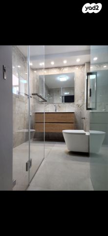 דופלקס, שדרות קרן קיימת לישראל, תל ברוך, תל אביב יפו