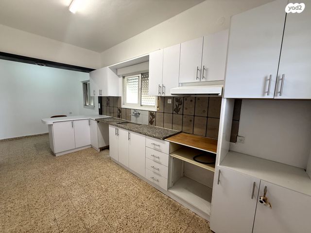 דירה, משה שרת 52, קרית חיים מזרחית, חיפה