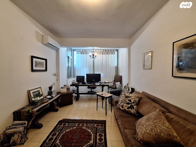 שלומציון המלכה 