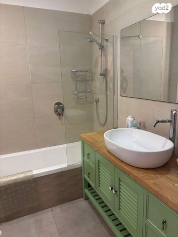 דירת גן, שדרות נורדאו, הצפון הישן - צפון, תל אביב יפו