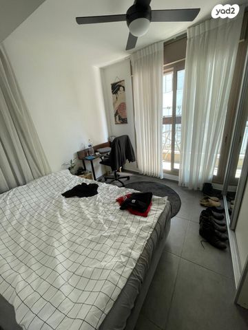 דירה, נחלת בנימין, פלורנטין, תל אביב יפו