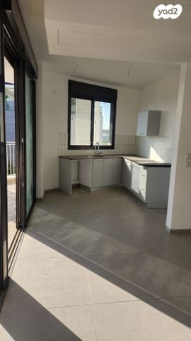 דירה, ההגנה, הרצליה הירוקה, נווה עובד, הרצליה