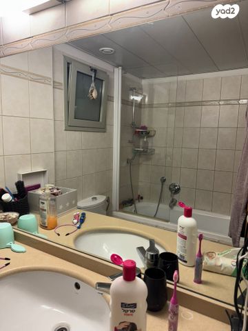 דירה, שדרות לוי אשכול 14, כוכב הצפון, תל אביב יפו