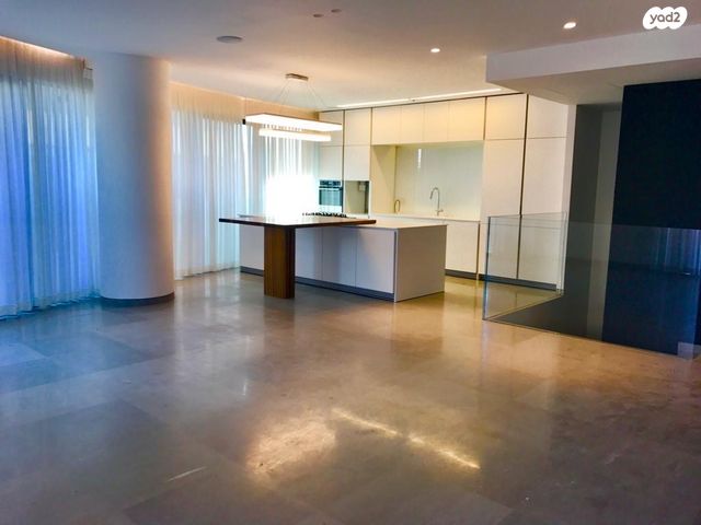 דירת גן, יוניצמן 2, גלילות, תל אביב יפו