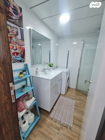 דירת גן, אבני חן, אילת