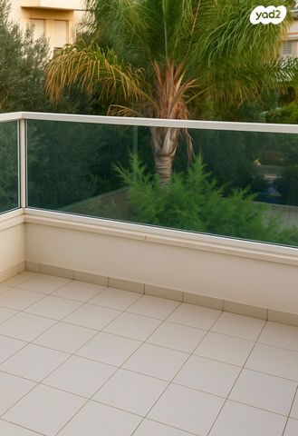 דירה, הדר, רמת השרון