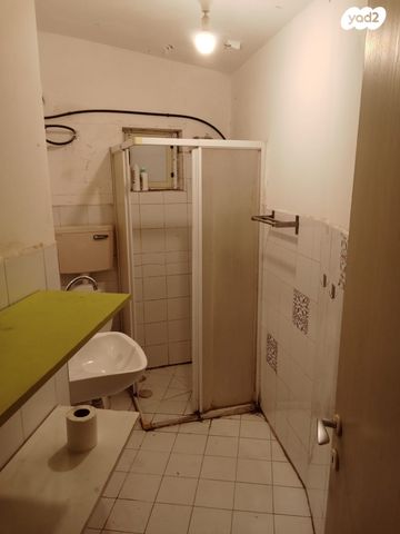 דירת גן, רמב"ם, תל אביב יפו