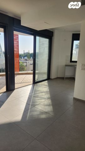 דירה, ההגנה, הרצליה הירוקה, נווה עובד, הרצליה