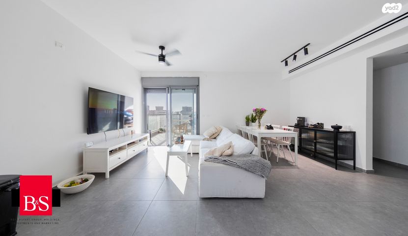 דירה, הרב נריה 3, קרית השרון, נתניה