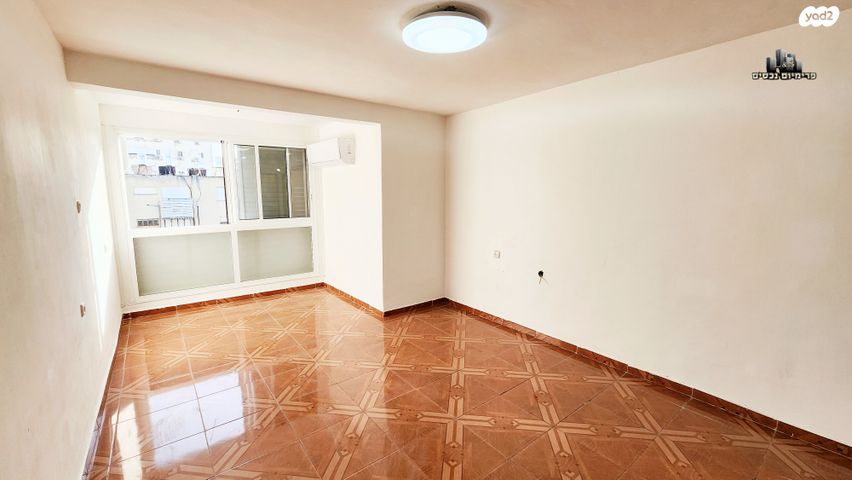 דירה, עמידר, נהריה