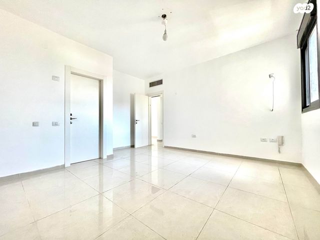 דירה, נווה זמר, רעננה