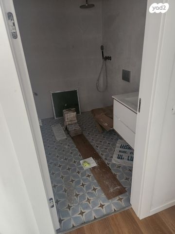 דירה, נחלת בנימין 7, לב תל אביב, לב העיר צפון, תל אביב יפו