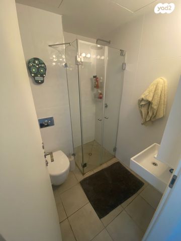 דירה, גרציאני יצחק, תל אביב יפו