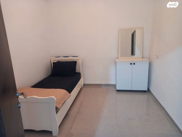 דירת גן, יהודה הלוי 5, קרית ים ג', קרית ים