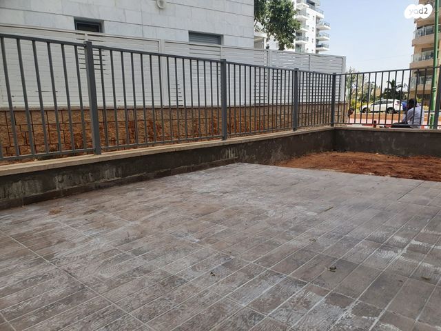 המציל היהודי 7