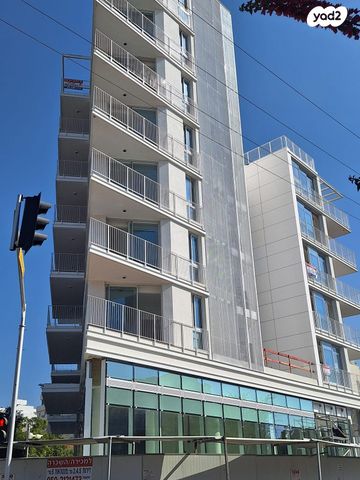 דירה, בן יהודה 30, הרצליה הצעירה, הרצליה