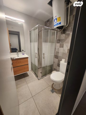 דירה, עין דור 11, שער פלמר, תחנת רכבת השמונה, חיפה