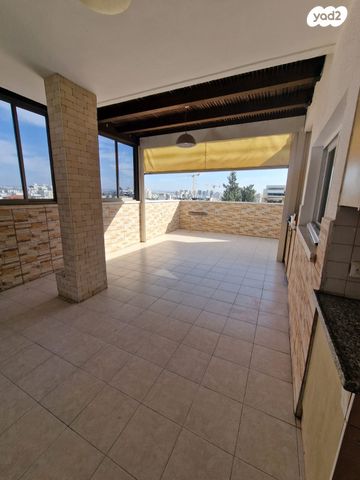 גג/ פנטהאוז, מחנה יהודה, פתח תקווה