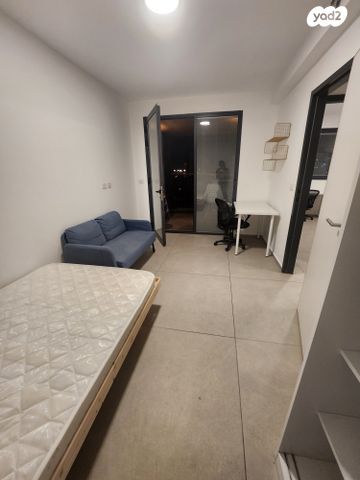 דירה, עין דור 11, שער פלמר, תחנת רכבת השמונה, חיפה