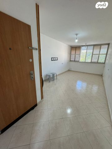 דירה, זלמן שז"ר, נווה עופר, תל כביר, תל אביב יפו