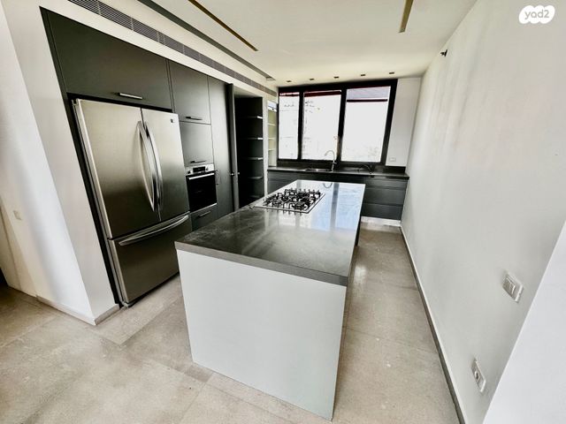 אבשלום חביב 