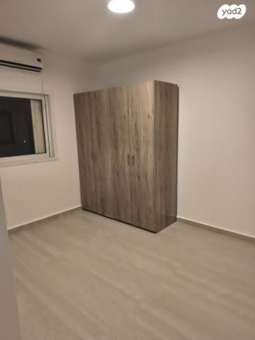 דירה, משה שרת, ברנע, אשקלון