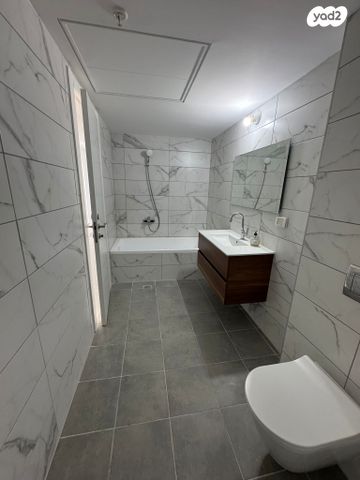 דירה, אמנון ליפקין שחק 3, נתניה