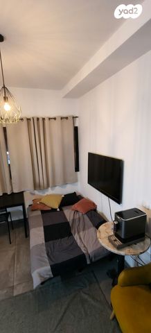 דירה, שרה 4, שער פלמר, תחנת רכבת השמונה, חיפה