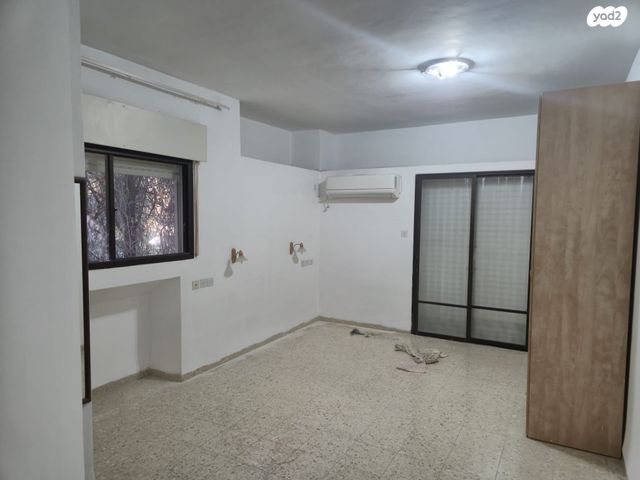 דו משפחתי, גלבוע, זיו, חיפה