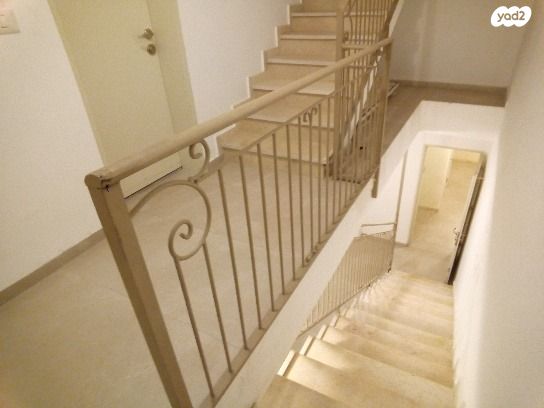 יחידת דיור, אלעד