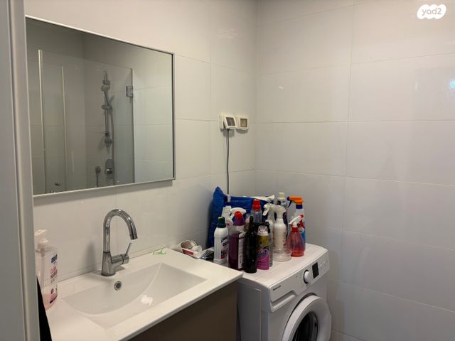 מרתף/ פרטר, שלמה המלך, רמת אליהו, ראשון לציון